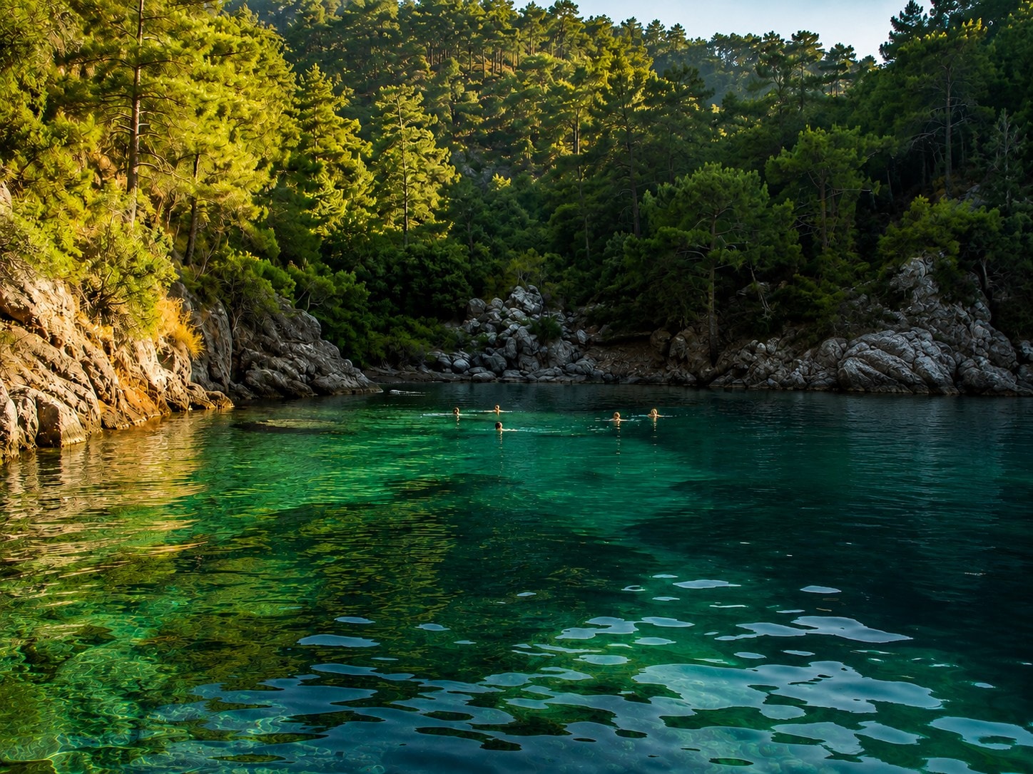 Бухта Зелёное море